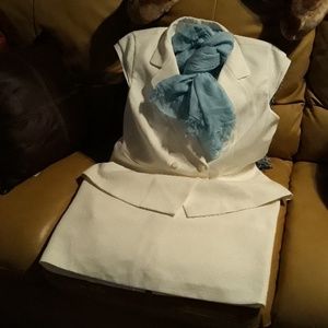 A two piece Antonio melani white suit with blue sc